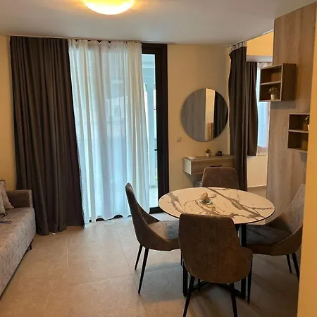 Apartament Zena